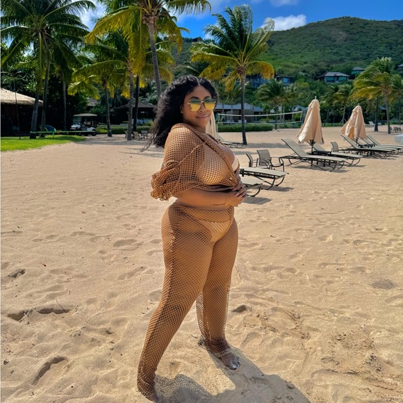 Swim Cover Up Set - Picture 2 of 3